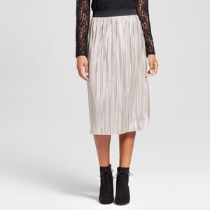 Xhilaration NWOT Gold Pleated Midi Skirt, Size L